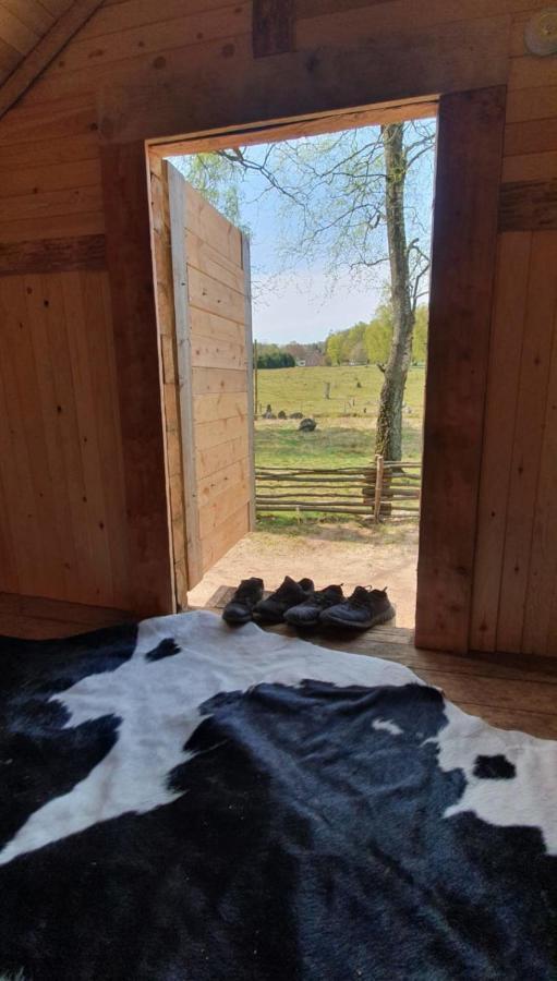 Vittfarnas Hird Vikingaby Bed & Breakfast Sosdala Exterior foto